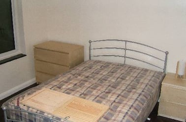 Applegarth avenue, Surrey, Guildford - Image 3